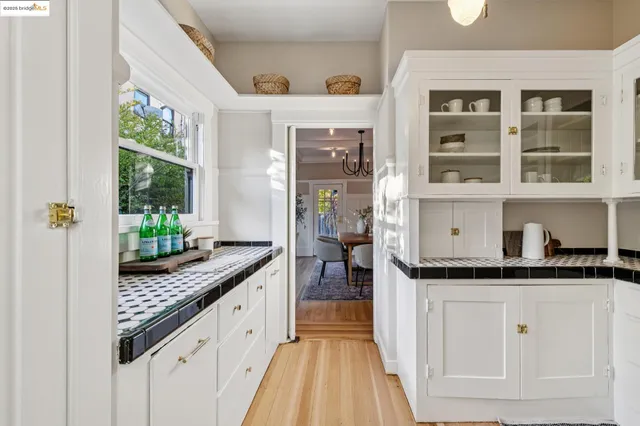 $1,695,000 | 2636 Alcatraz Avenue, Oakland, CA 94618
