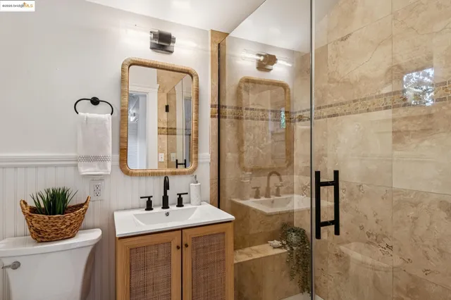 $1,695,000 | 2636 Alcatraz Avenue, Oakland, CA 94618