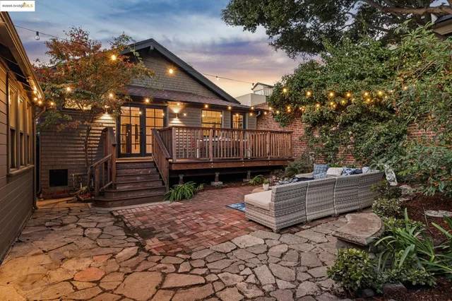 $1,695,000 | 2636 Alcatraz Avenue, Oakland, CA 94618