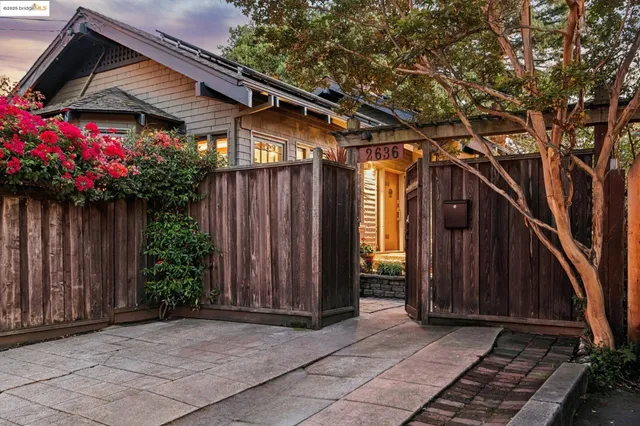 $1,695,000 | 2636 Alcatraz Avenue, Oakland, CA 94618