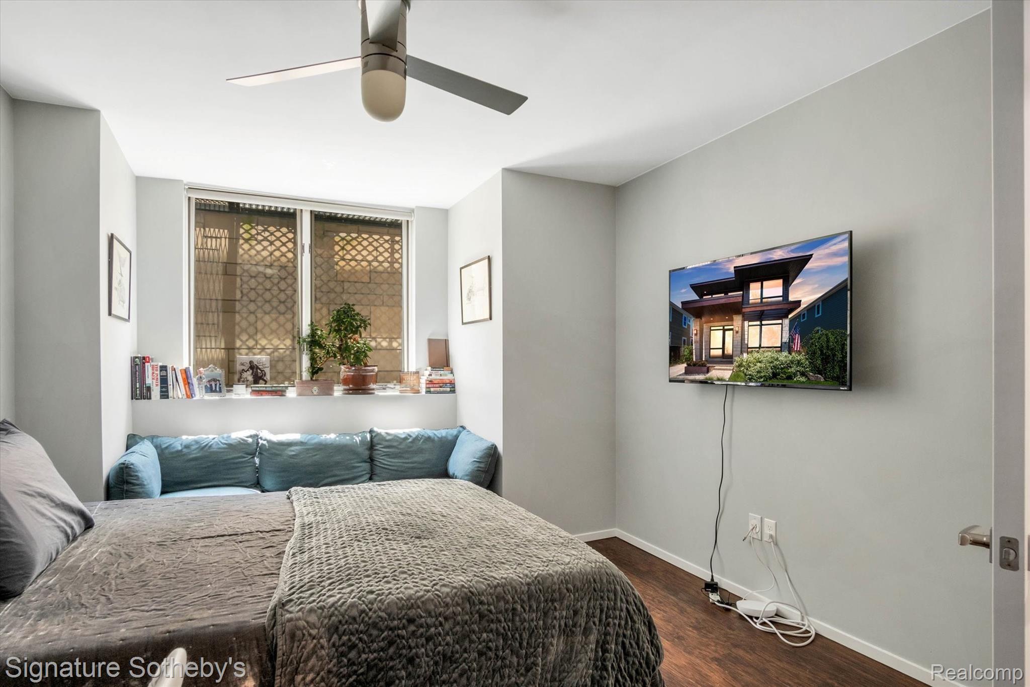 1259 Ruffner Avenue Birmingham, MI 48009 - Photo 78 of 91 50-1259 Ruffner Ave-WindowStill-Real-Estate-Photography-50.jpg