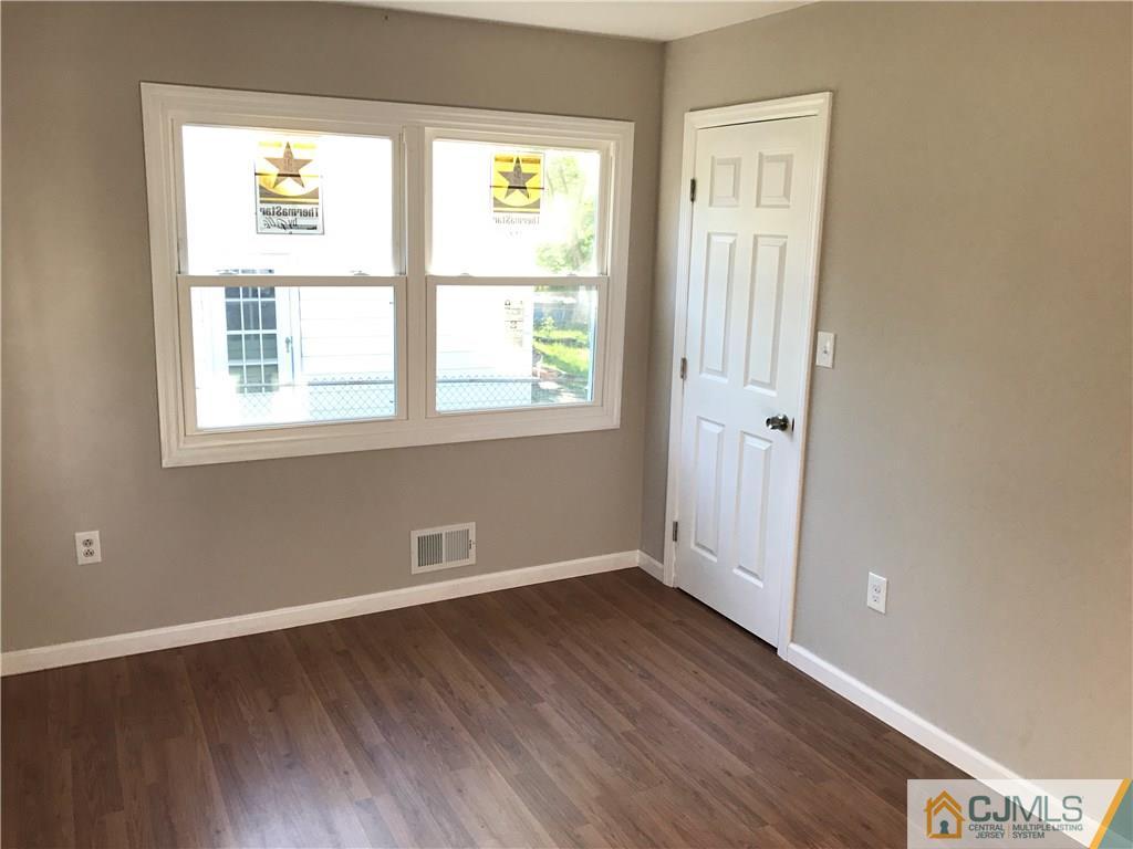 82 Tunison Road New Brunswick, NJ 08901 - Photo 12 of 22 Gallery Image 12