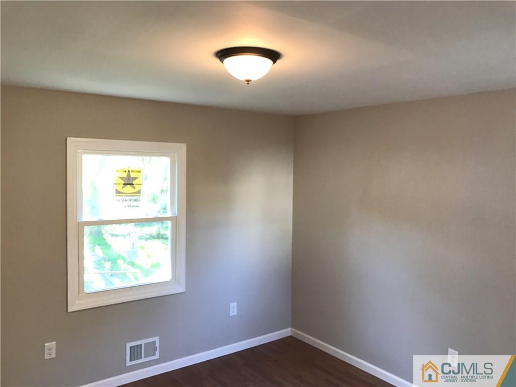 82 Tunison Road New Brunswick, NJ 08901 - Photo 14 of 22 Gallery Image 14