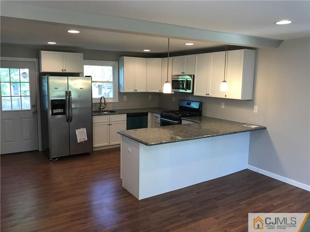 82 Tunison Road New Brunswick, NJ 08901 - Photo 8 of 22 Gallery Image 8