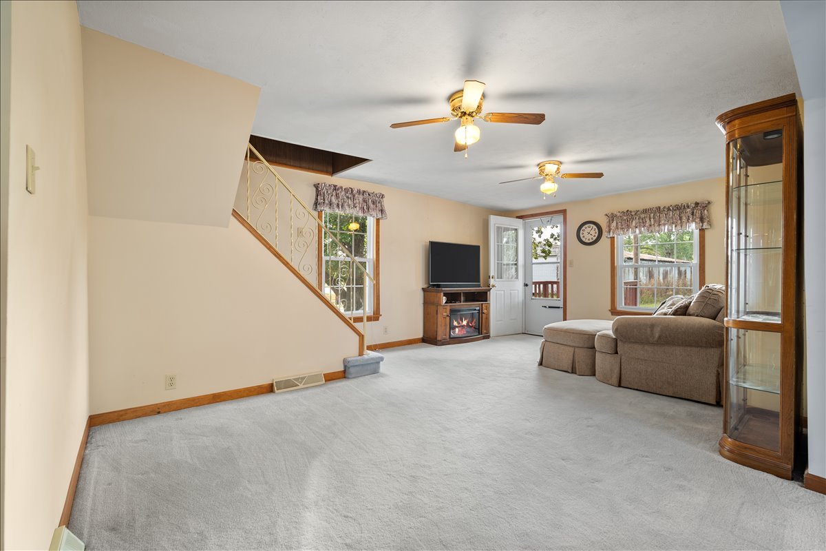 200 North Front Street Odell, IL 60460 - Photo 9 of 40 a living room with furniture and a flat screen tv