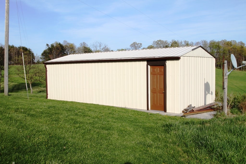 101 Windy Ridge Lane Lindside, WV 24951 - Photo 26 of 30 out building garage