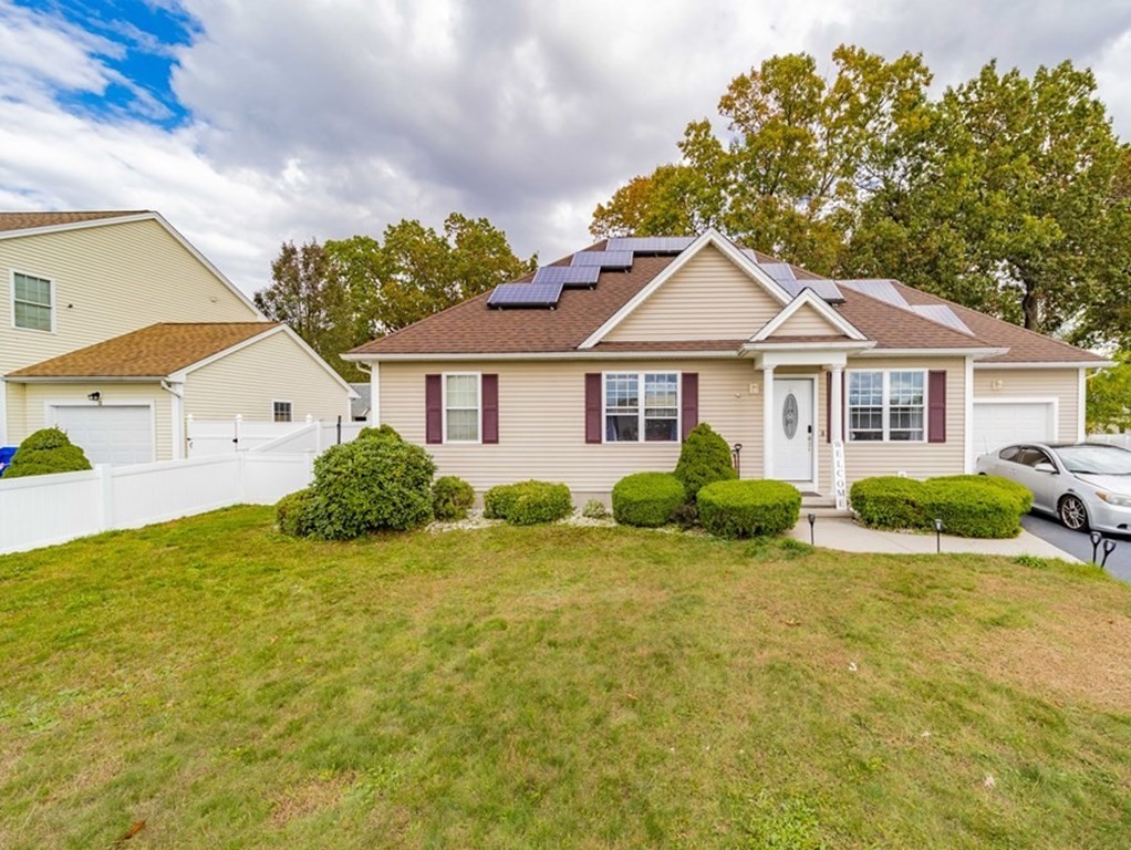 21 Hadley Court Springfield, MA 01119 - Photo 1 of 12