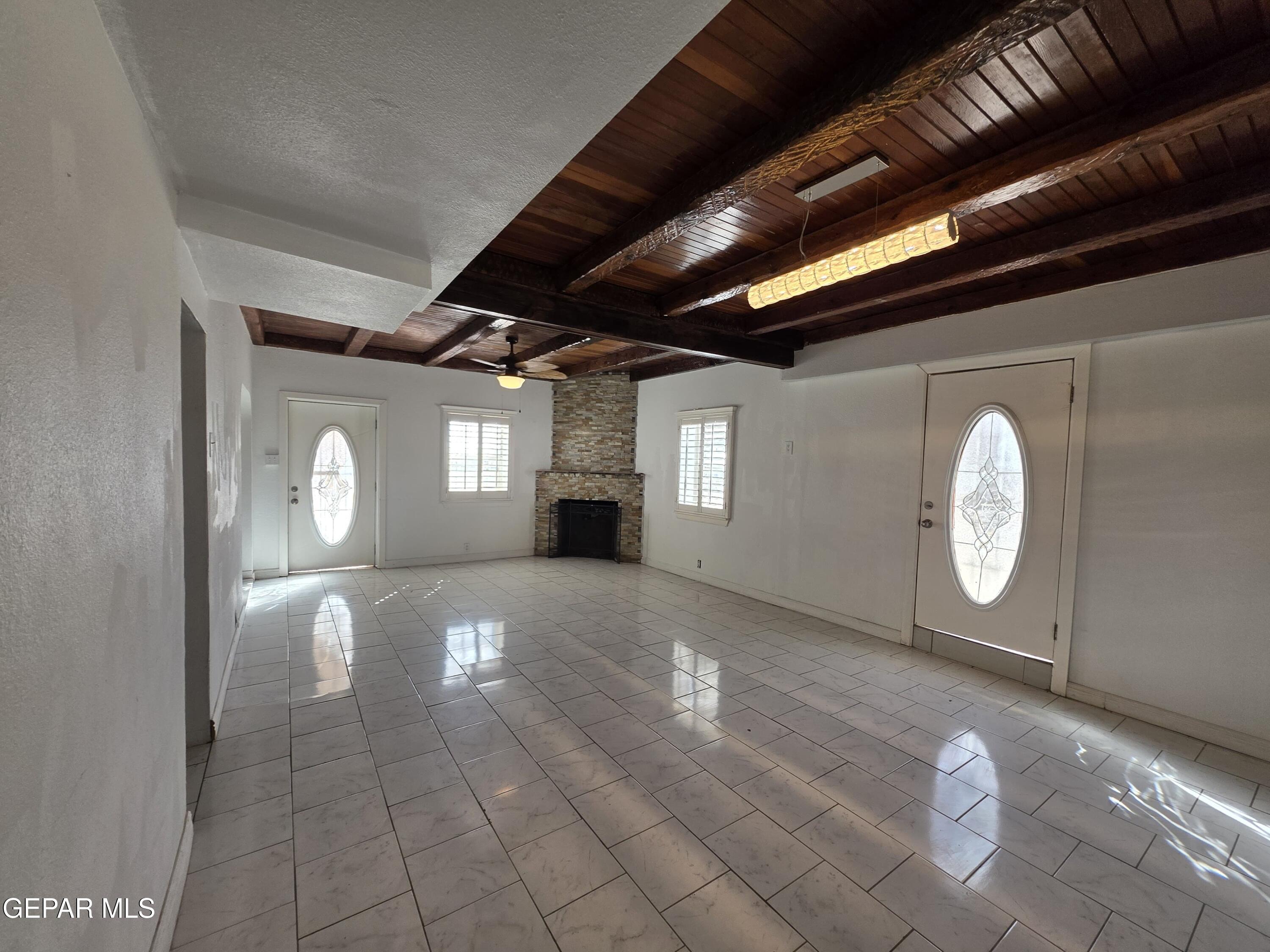 11661 Socorro Road Socorro, TX 79927 - Photo 11 of 33 a view of a livingroom with a large window