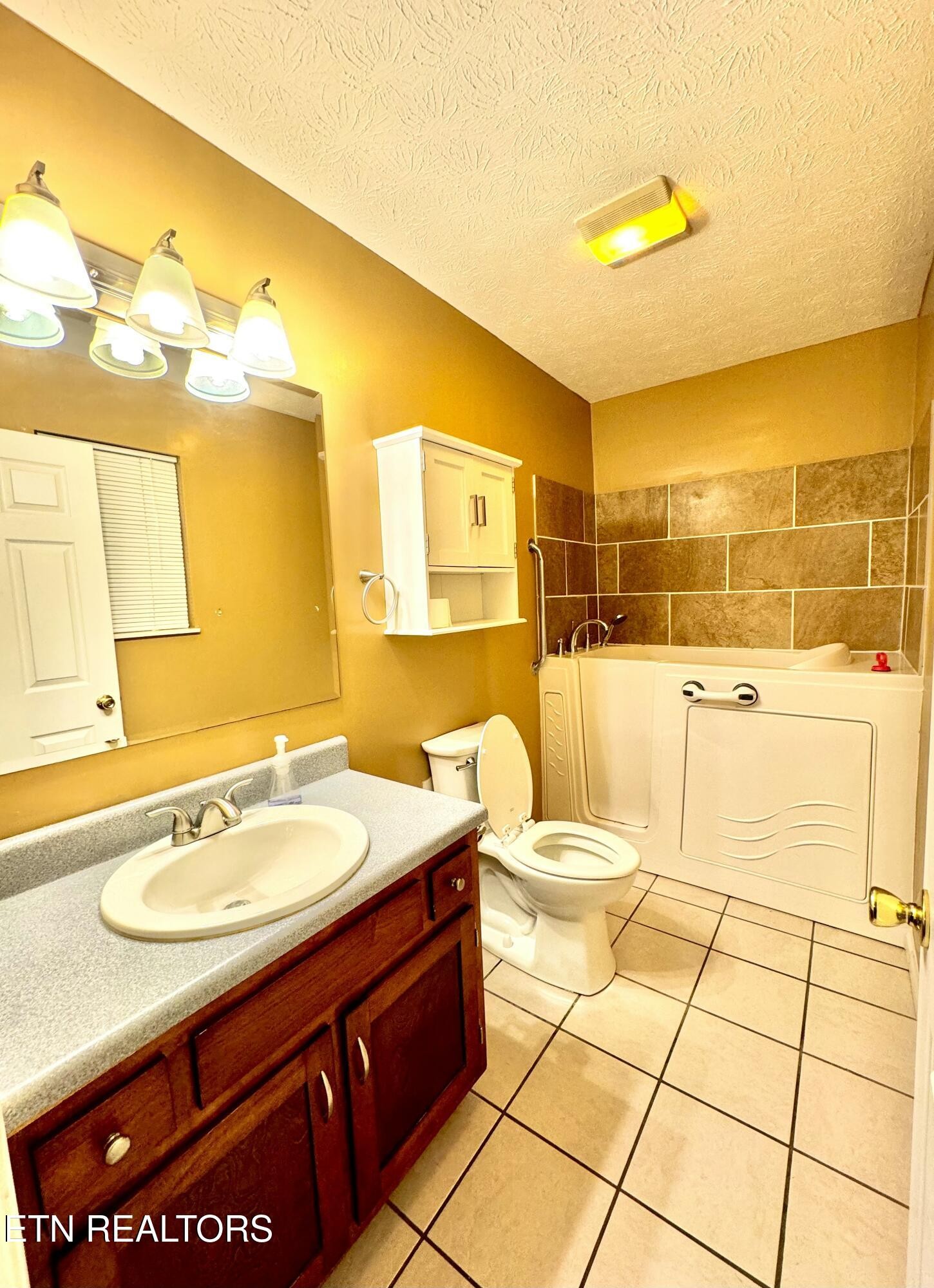 6649 Crye Road Maryville, TN 37801 - Photo 9 of 32 Gallery Image 9