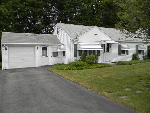 41 Birchcroft Road Canton, MA 02021 - Photo 4 of 4 Gallery Image 4