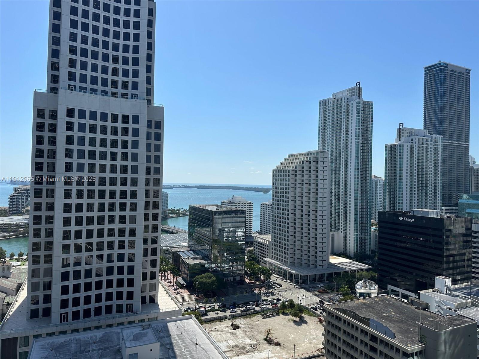 68 Southeast 6th Street, Unit 2205 Miami, FL 33131 - Photo 8 of 28 a picture of city view