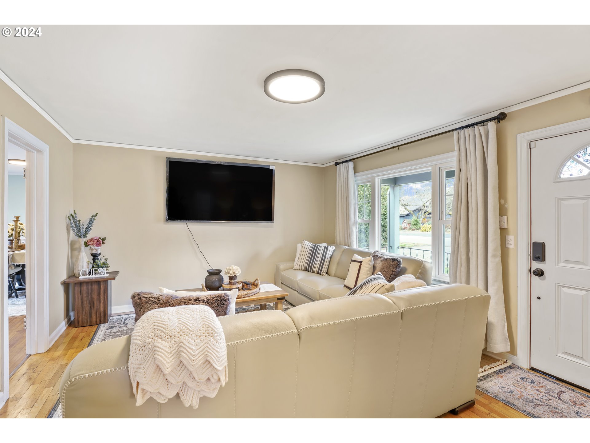 2070 Fairway Loop Eugene, OR 97401 - Photo 11 of 48 Gallery Image 11