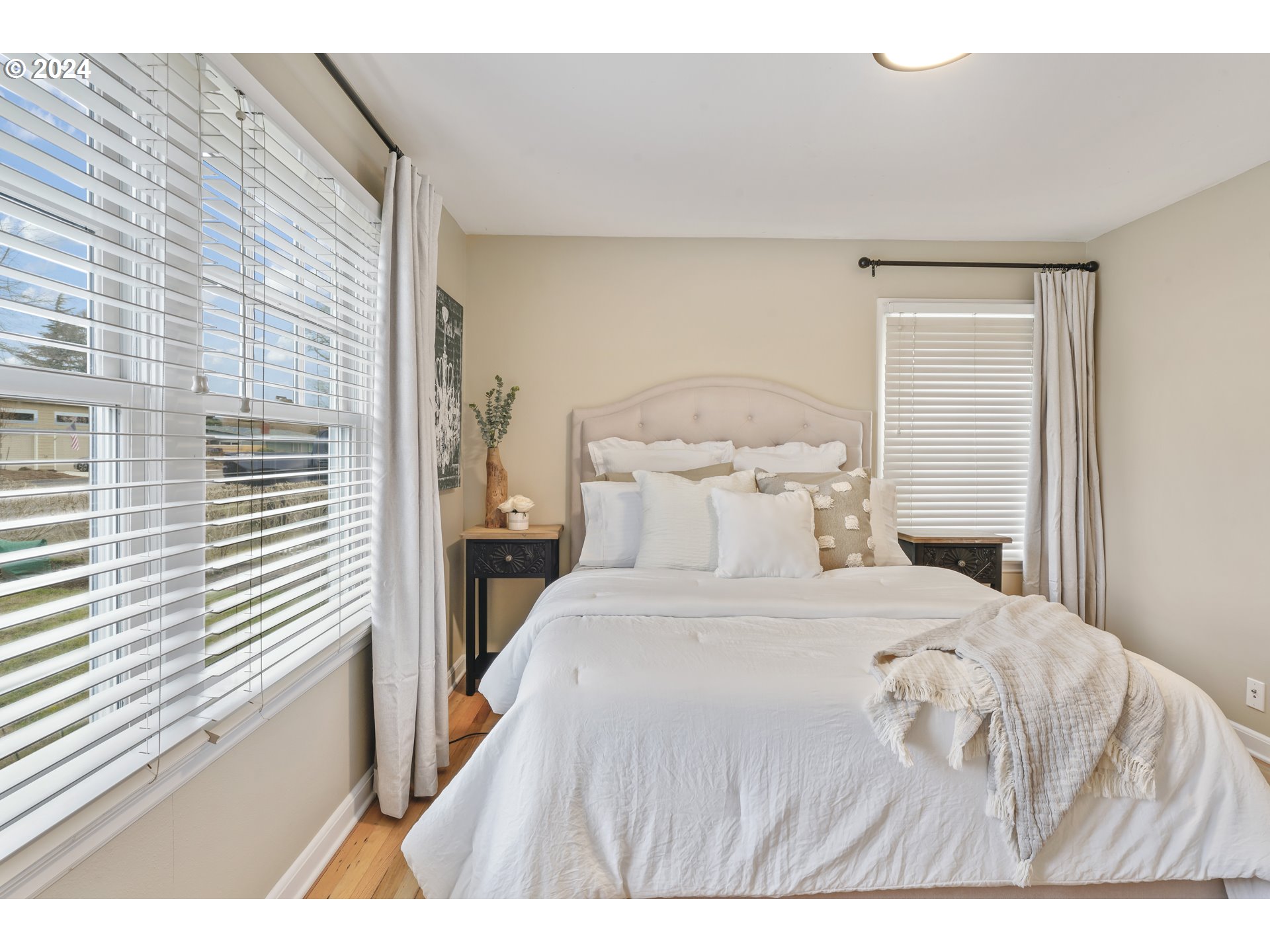 2070 Fairway Loop Eugene, OR 97401 - Photo 14 of 48 Gallery Image 14