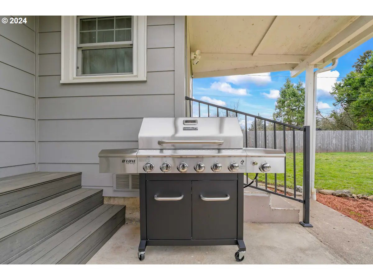 2070 Fairway Loop Eugene, OR 97401 - Photo 43 of 48 Gallery Image 43