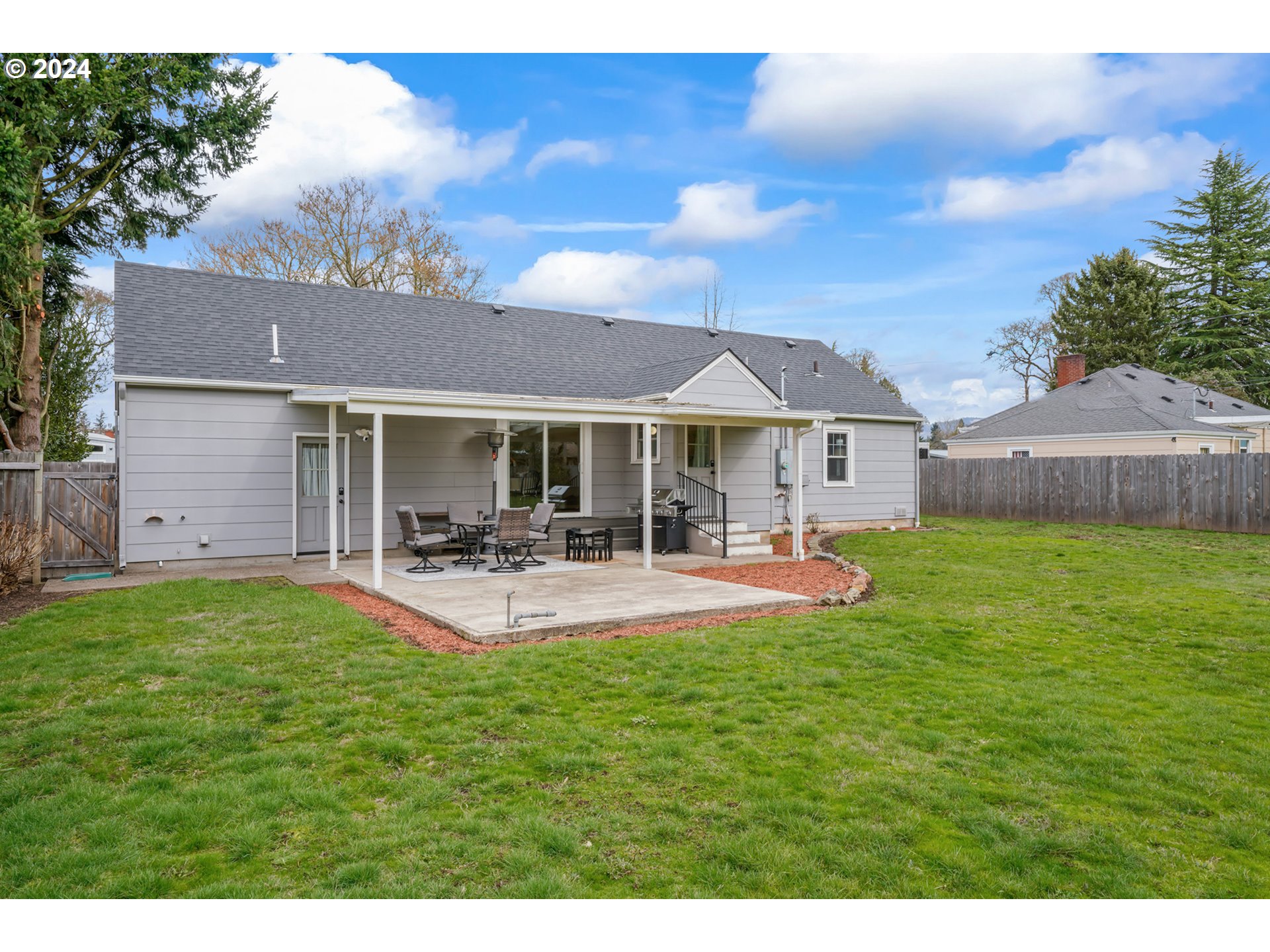 2070 Fairway Loop Eugene, OR 97401 - Photo 46 of 48 Gallery Image 46