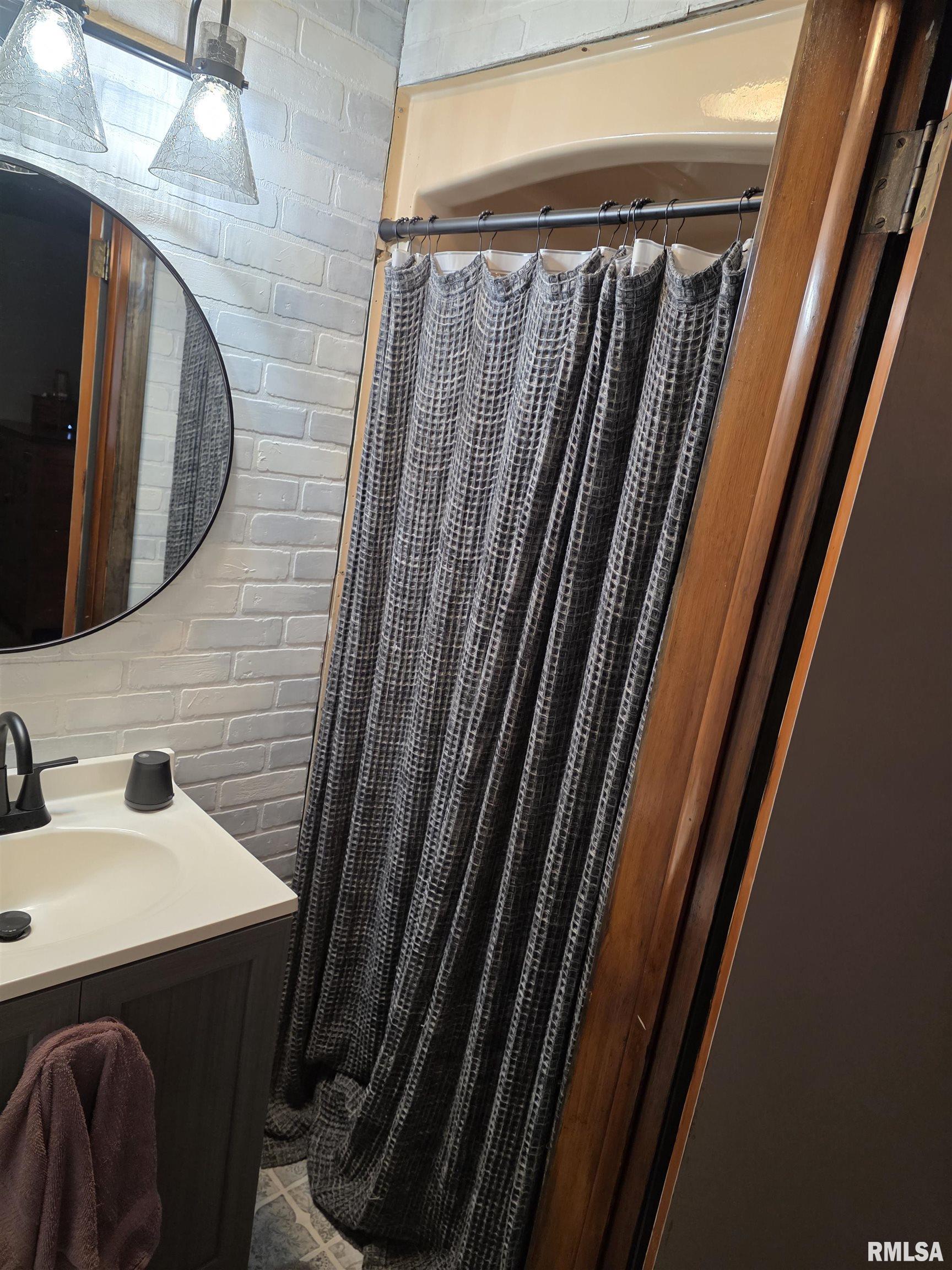 130 East Court Street Farmington, IL 61531 - Photo 13 of 17