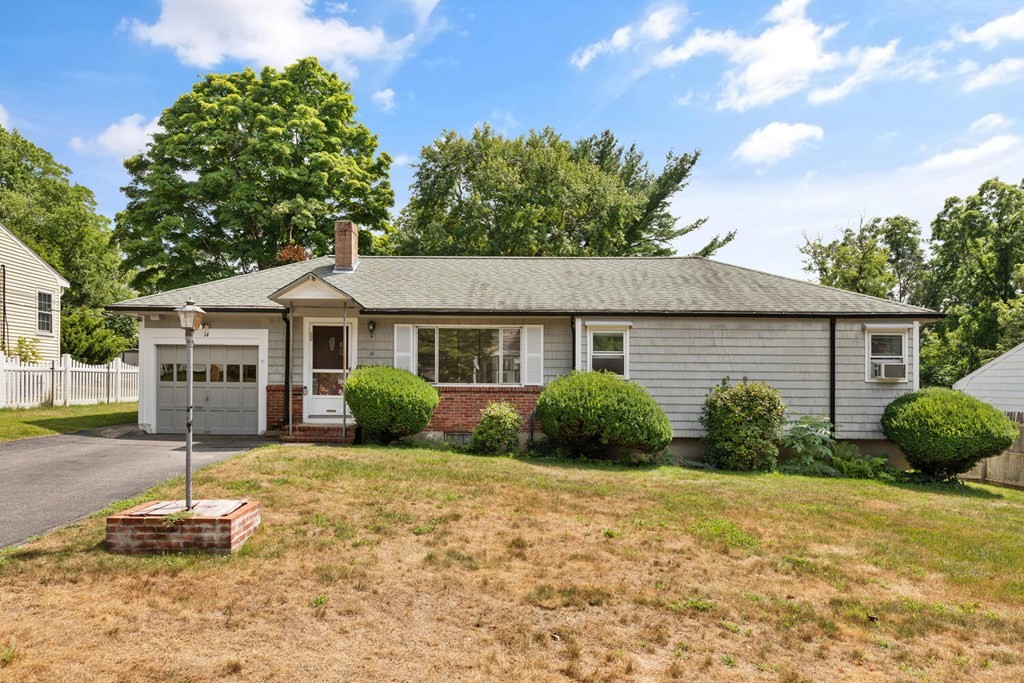 14 Lilian Road Framingham, MA 01701 - Photo 2 of 24 Gallery Image 2
