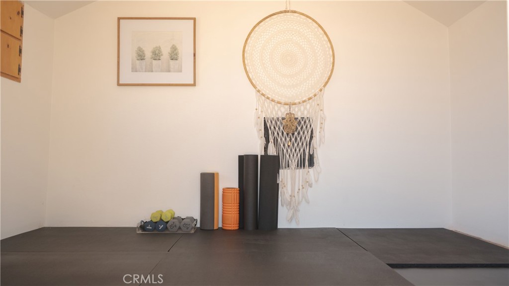 4762 Avenida Del Sol Joshua Tree, CA 92252 - Photo 11 of 35