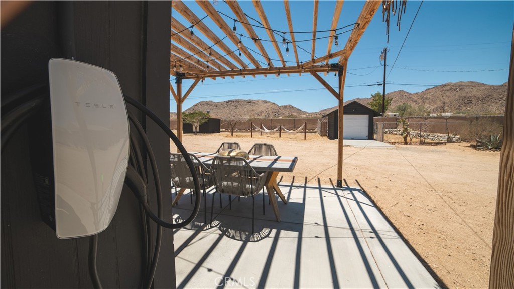 4762 Avenida Del Sol Joshua Tree, CA 92252 - Photo 7 of 35