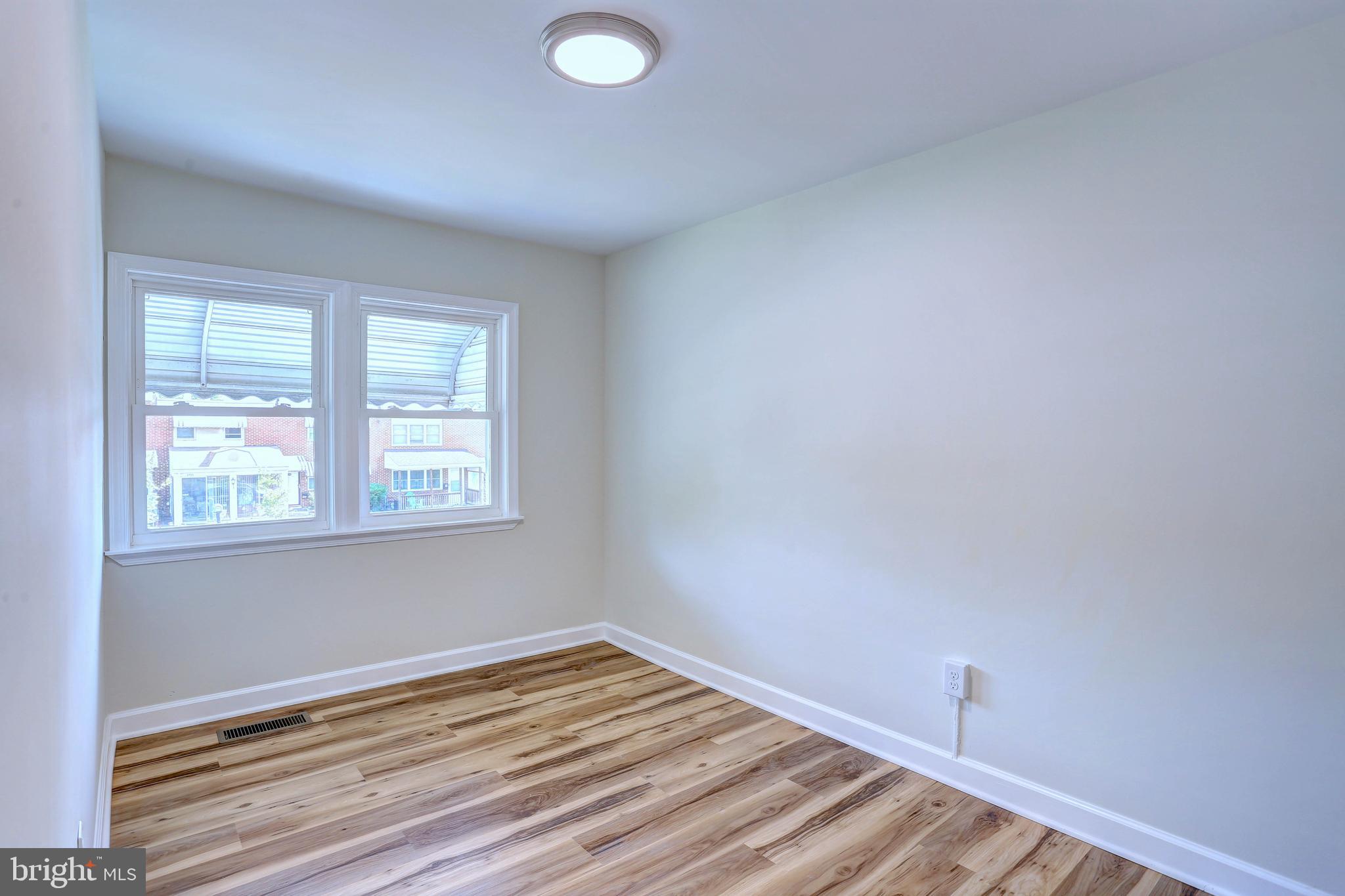 2711 Yarnall Road Baltimore, MD 21227 - Photo 11 of 30
