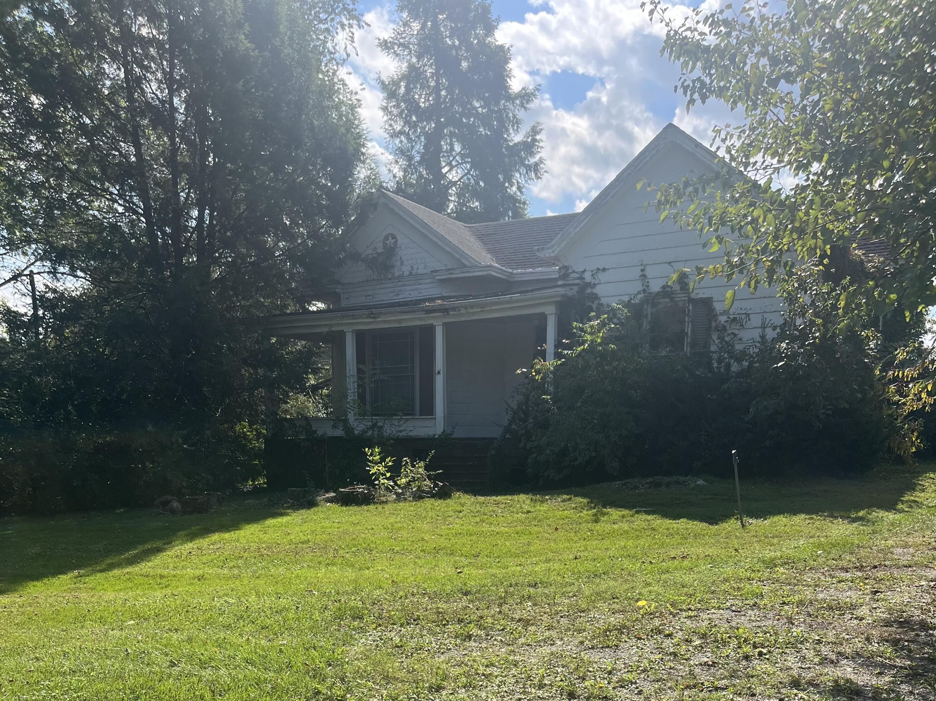 650 Winchester Road Mount Sterling, KY 40353 - Photo 2 of 12 IMG_9834