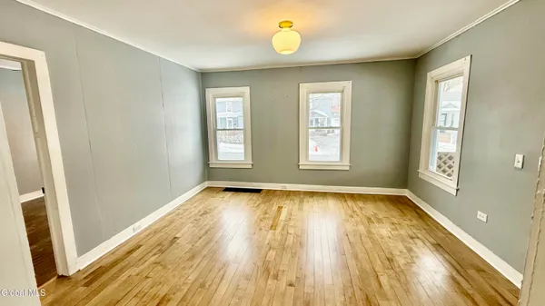 $1,795 | 173 Bay Street, Unit 2, Glens Falls, NY 12801