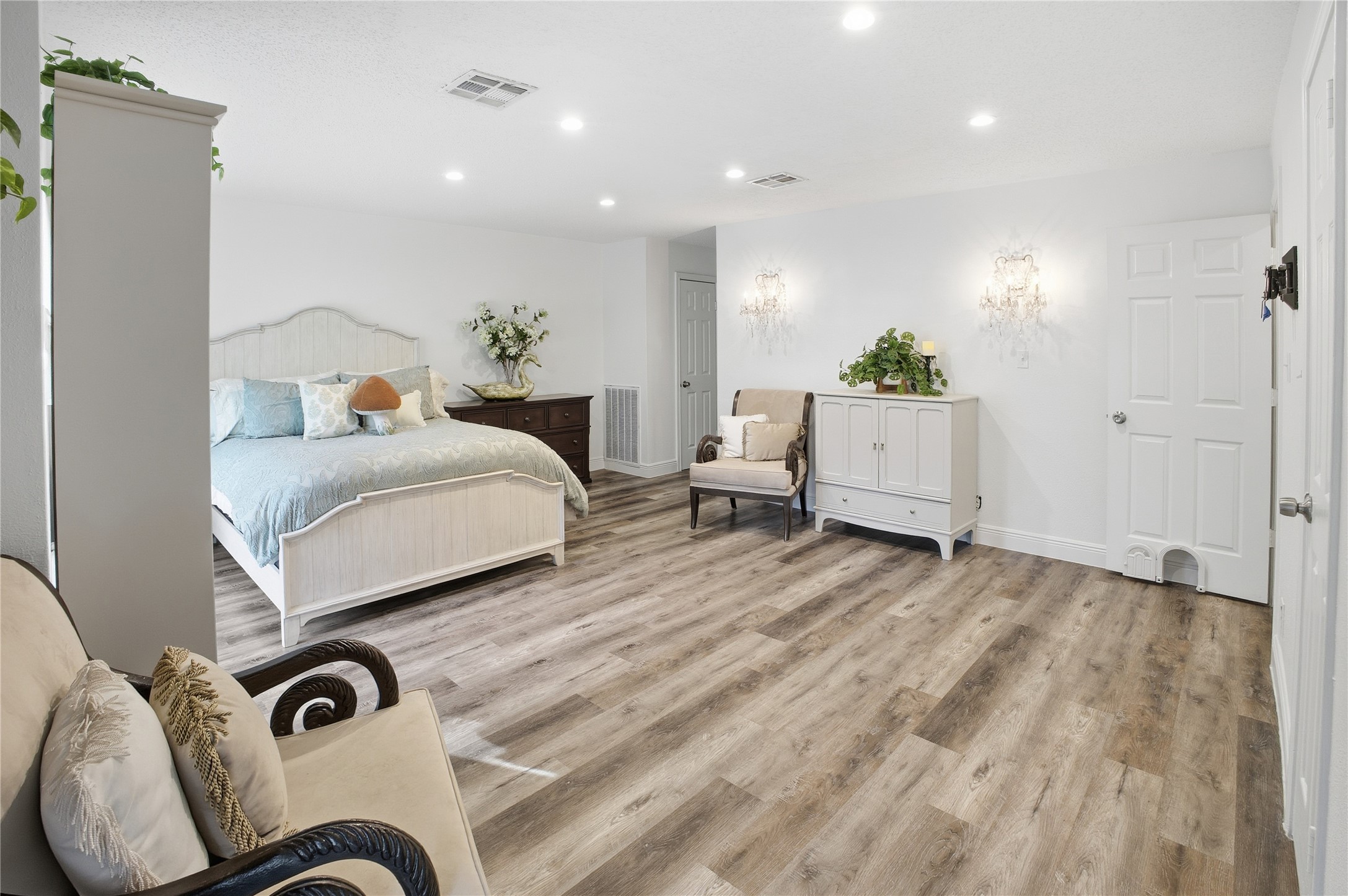 24107 Norchester Way Spring, TX 77389 - Photo 16 of 33 Downstairs Primary