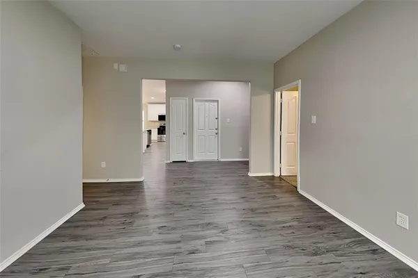 $2,175 | 10441 Evening View Drive, Fort Worth, TX 76131