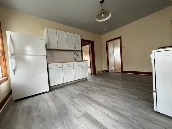 $1,950 | 177 Washington Street, Unit 3, Worcester, MA 01610