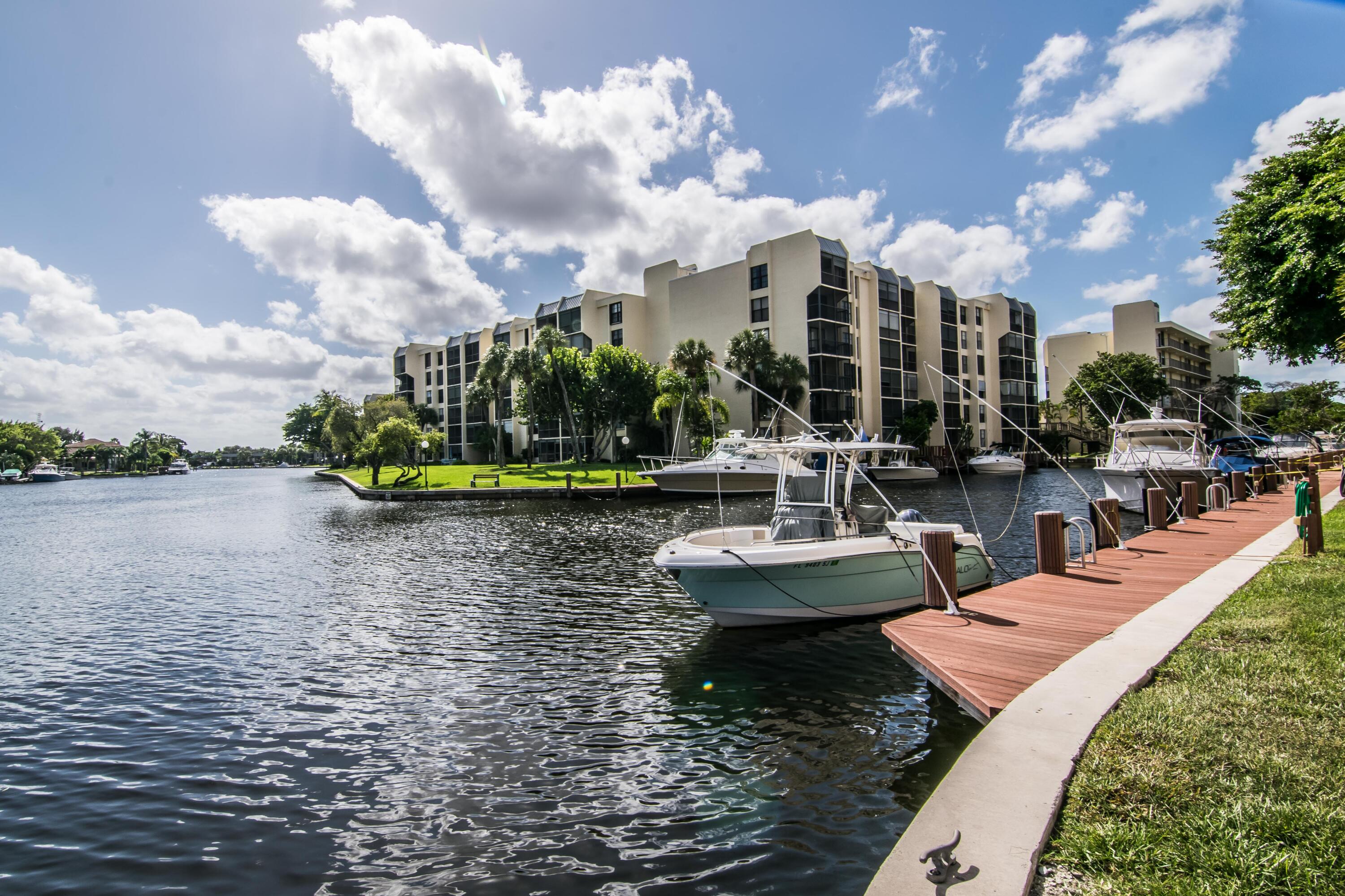 20 Royal Palm Way, Unit 505 Boca Raton, FL 33432 - Photo 44 of 53 Boca Bayou-17