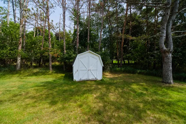 $264,000 | 2065 Cherry Road, Manistee, MI 49660