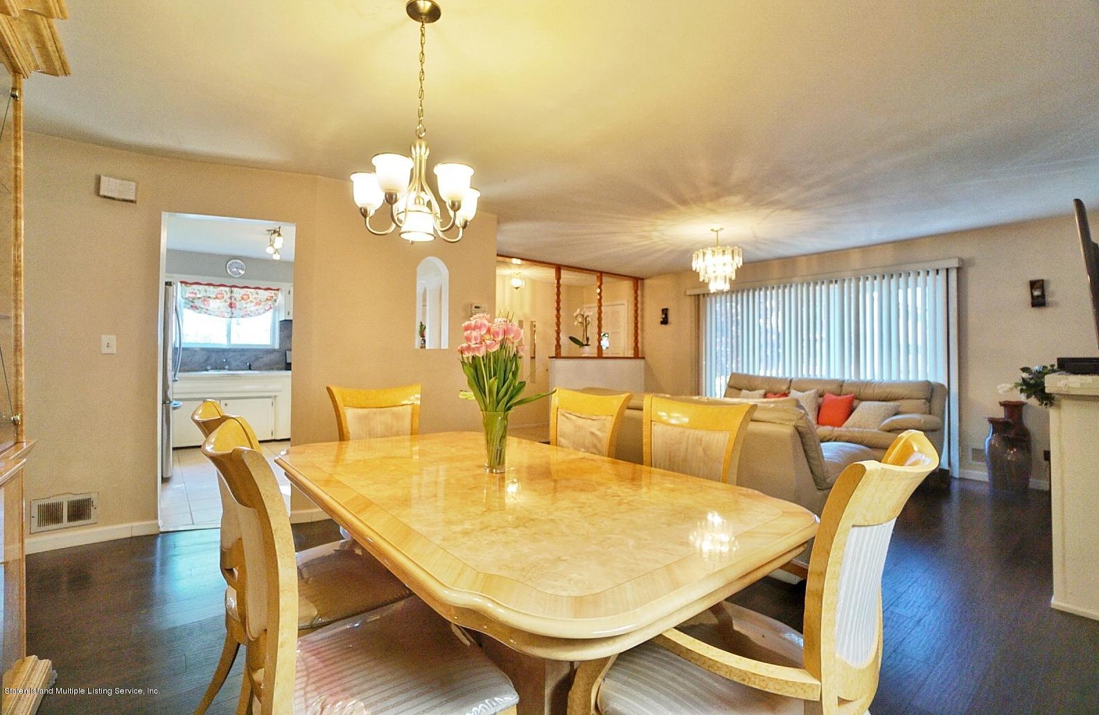 3 Birch Road Staten Island, NY 10303 - Photo 13 of 46 (13) First Floor Dining Room