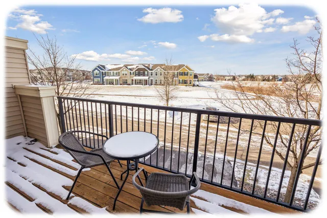 $285,000 | 11712 84th Avenue North, Maple Grove, MN 55369