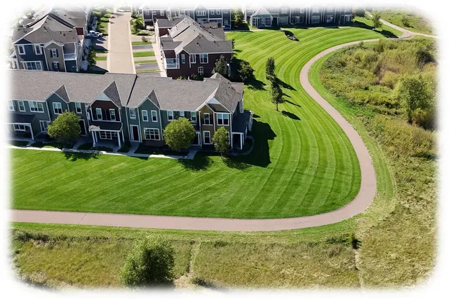 $285,000 | 11712 84th Avenue North, Maple Grove, MN 55369