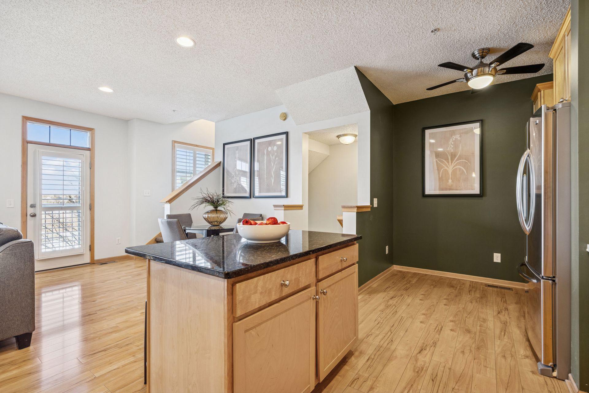 11712 84th Avenue North Maple Grove, MN 55369 - Photo 7 of 35