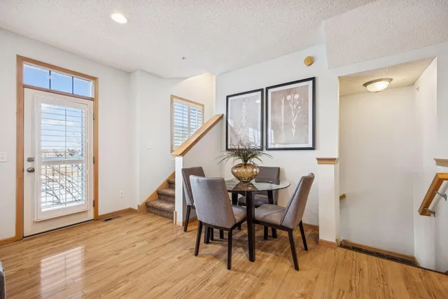 $285,000 | 11712 84th Avenue North, Maple Grove, MN 55369