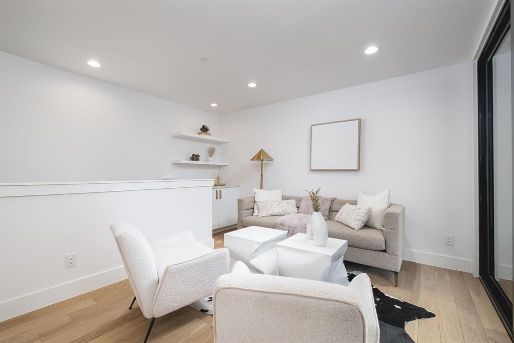 4303 Cedar Springs Road, Unit 102 Dallas, TX 75219 - Photo 30 of 36