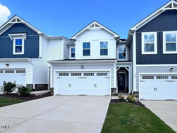 $2,095 | 136 Kobus Court, Garner, NC 27529
