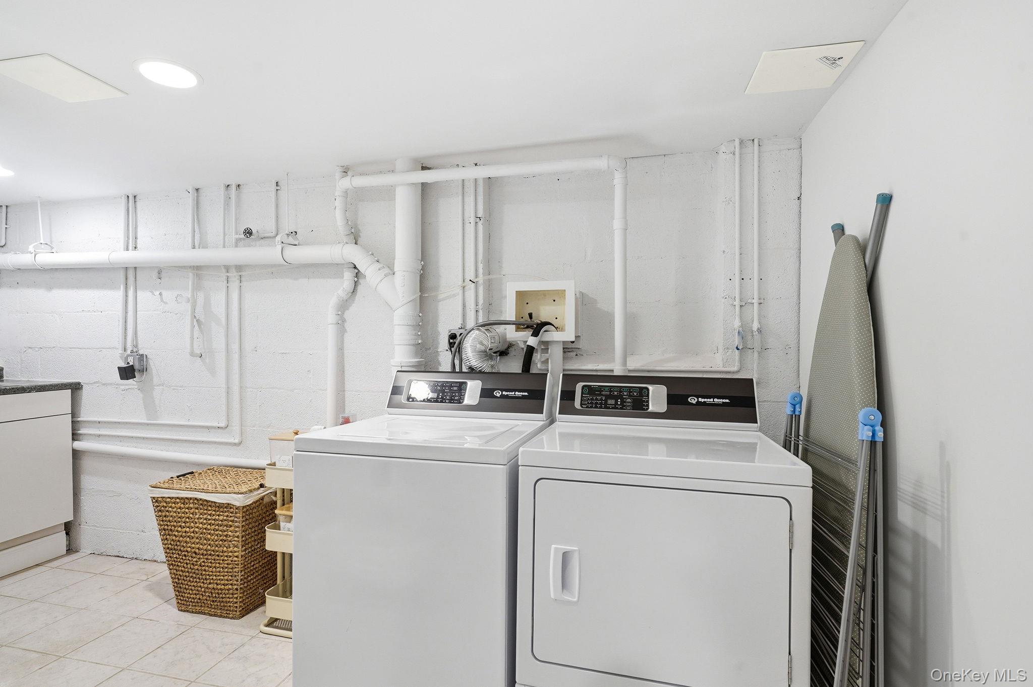 7 Morehead Drive Rye, NY 10580 - Photo 27 of 34 a view of kitchen and sink