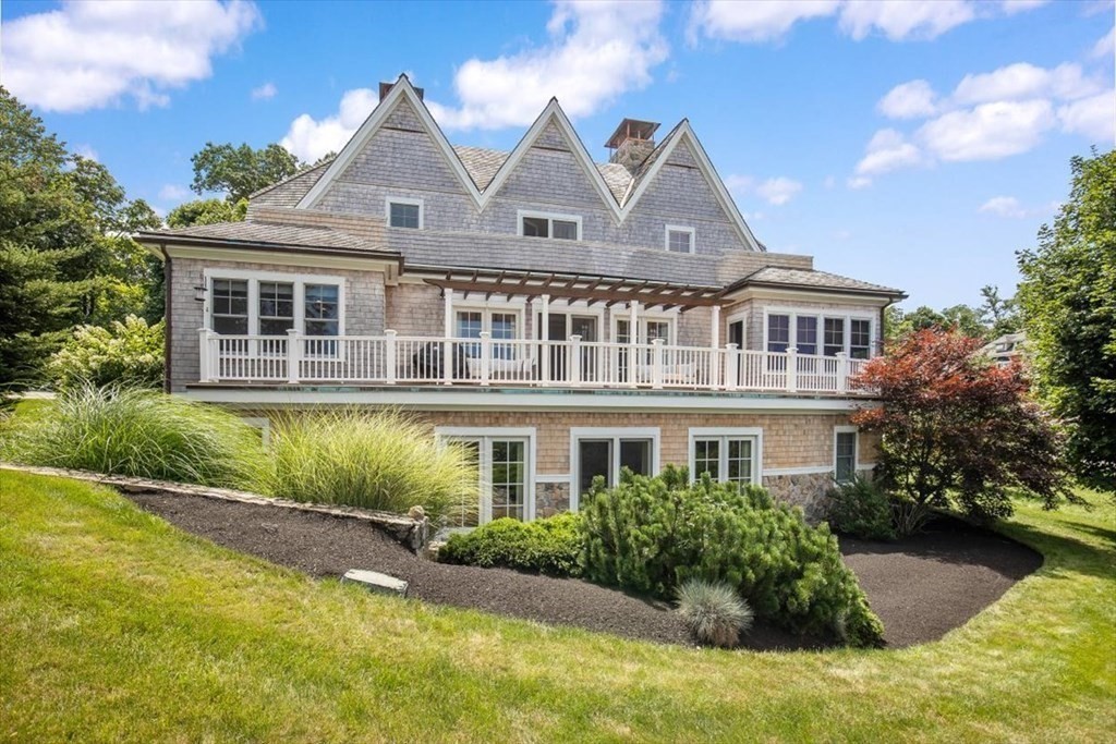 744 Jerusalem Road Cohasset, MA 02025 - Photo 3 of 39