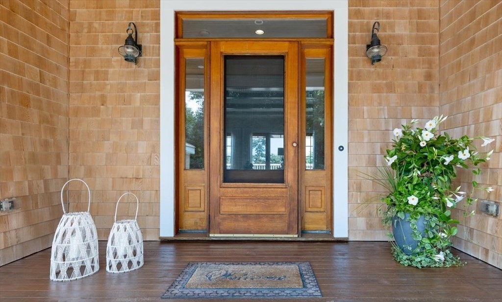 744 Jerusalem Road Cohasset, MA 02025 - Photo 4 of 39