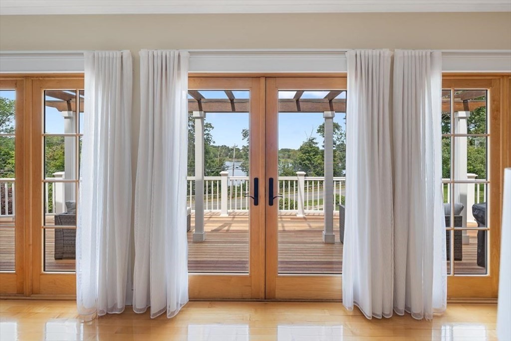 744 Jerusalem Road Cohasset, MA 02025 - Photo 6 of 39