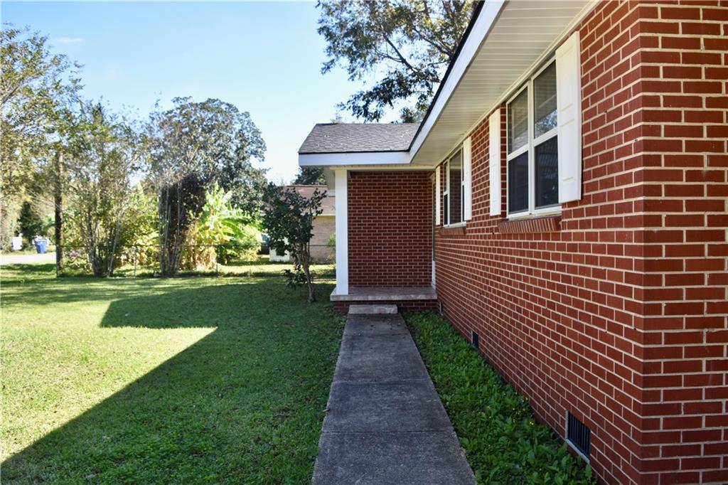 803 Stewart Street Boyce, LA 71409 - Photo 3 of 60