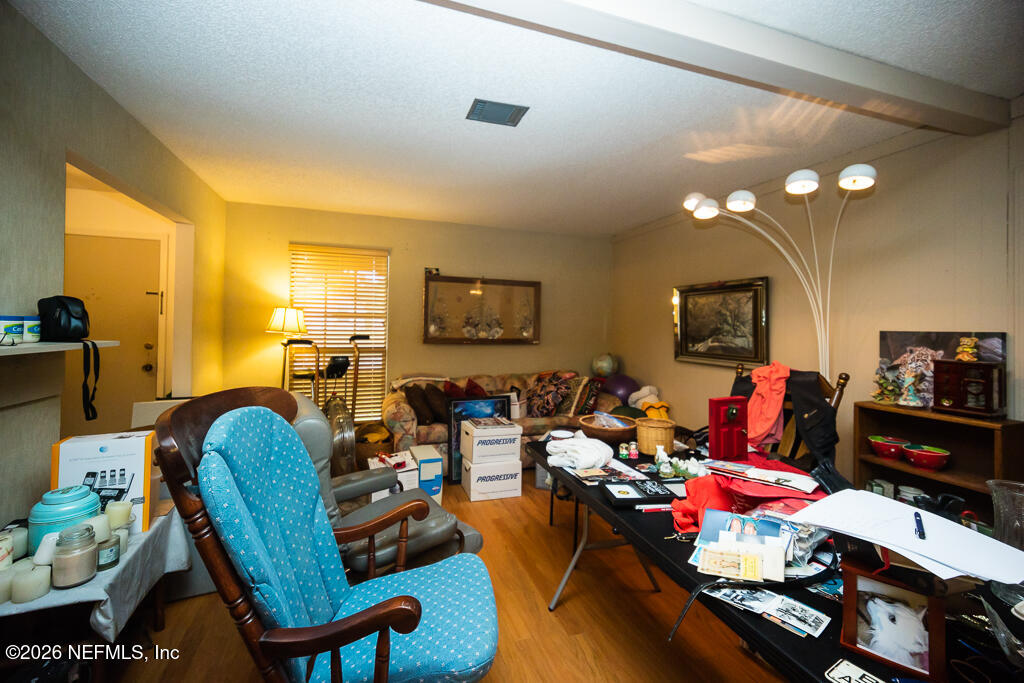 6140 Thistlewood Road Jacksonville, FL 32277 - Photo 10 of 35 Living Room