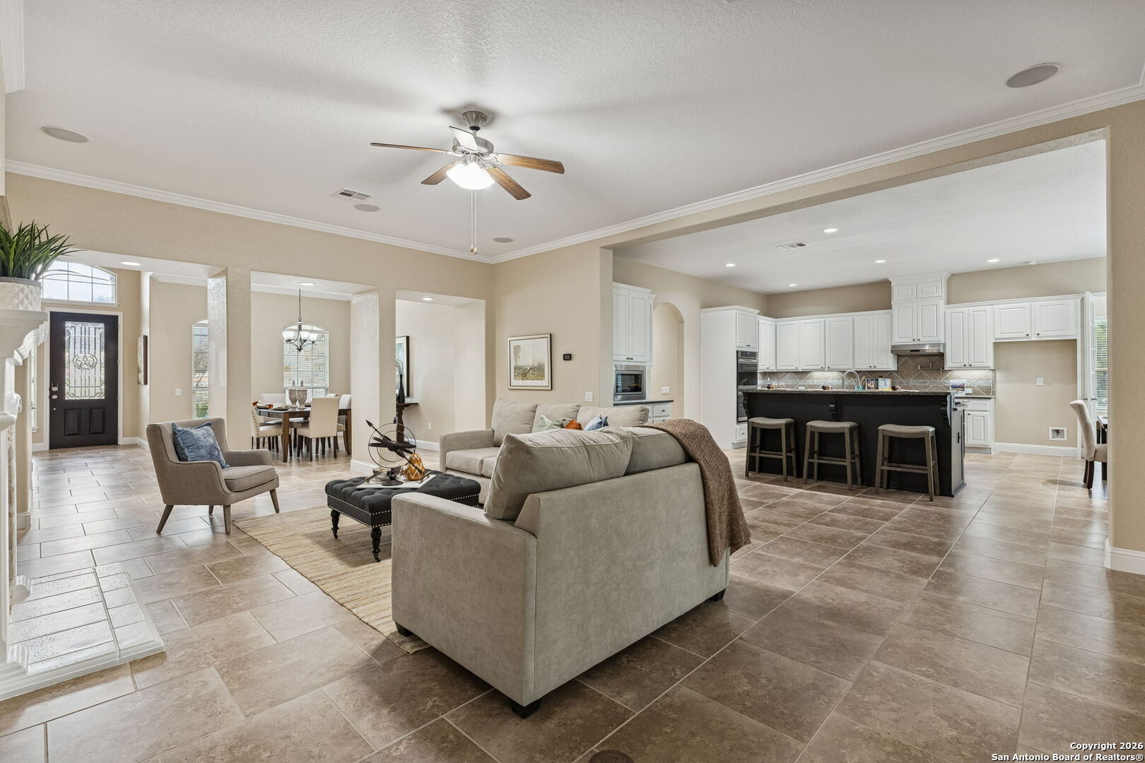 2194 Ranch Loop Drive New Braunfels, TX 78132 - Photo 12 of 52 a living room with furniture and kitchen view