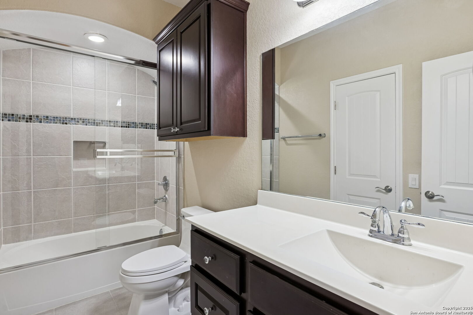 2194 Ranch Loop Drive New Braunfels, TX 78132 - Photo 41 of 52 a bathroom with a sink a toilet and shower