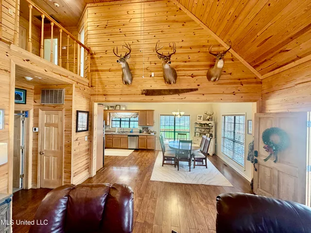 $360,000 | 43 Meredith Road, Alligator, MS 38720