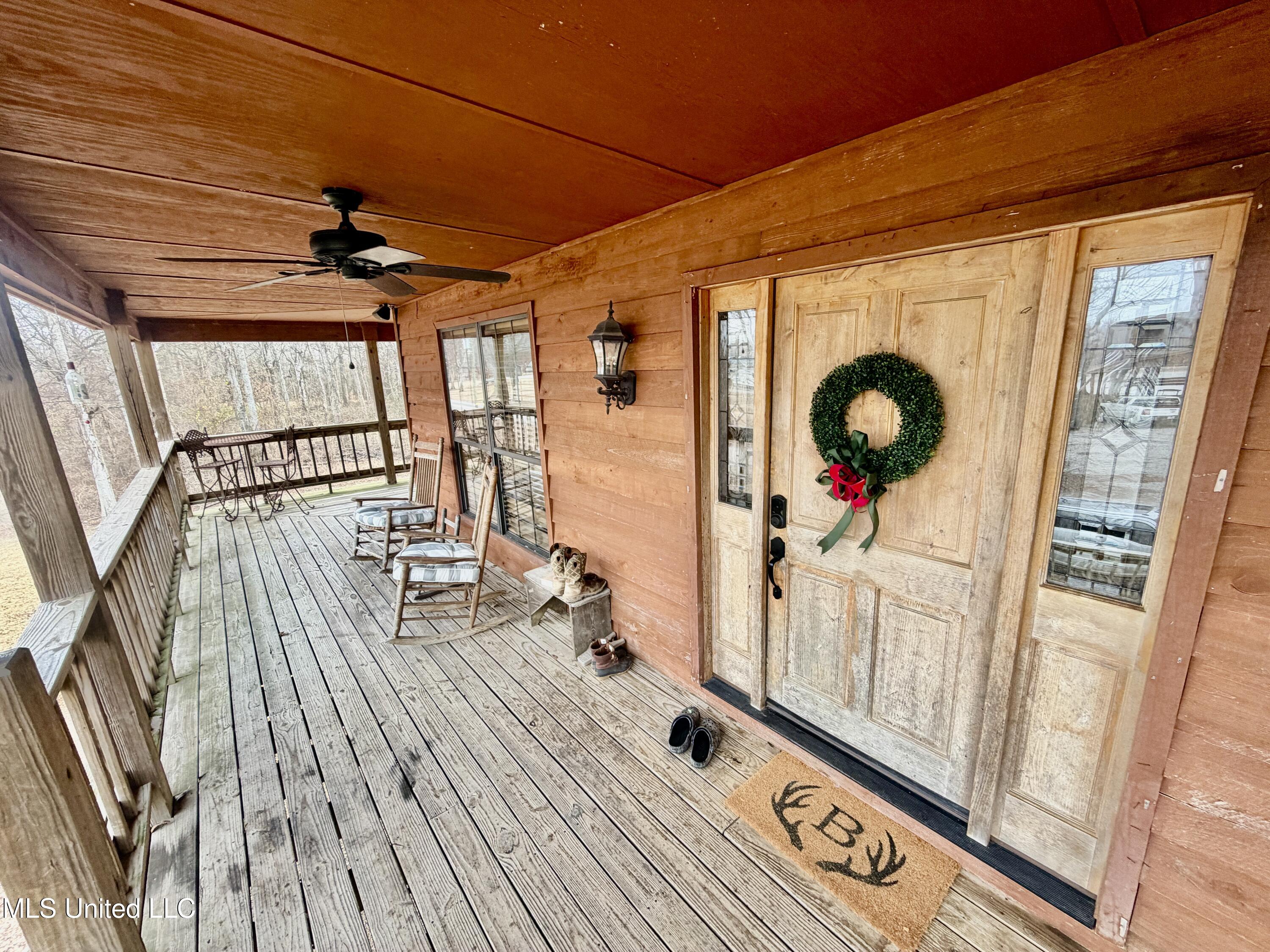 43 Meredith Road Alligator, MS 38720 - Photo 20 of 22 IMG_1538