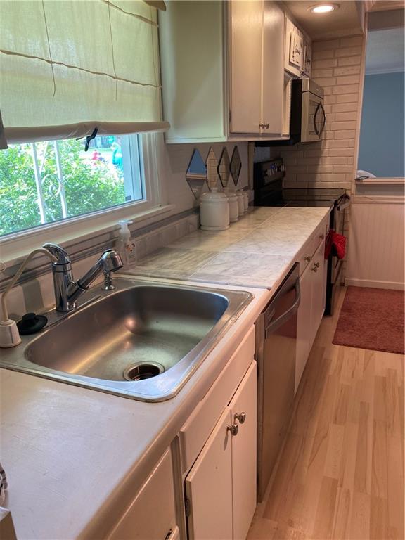 7427 Harcourt Road Indianapolis, IN 46260 - Photo 13 of 25 Gallery Image 13
