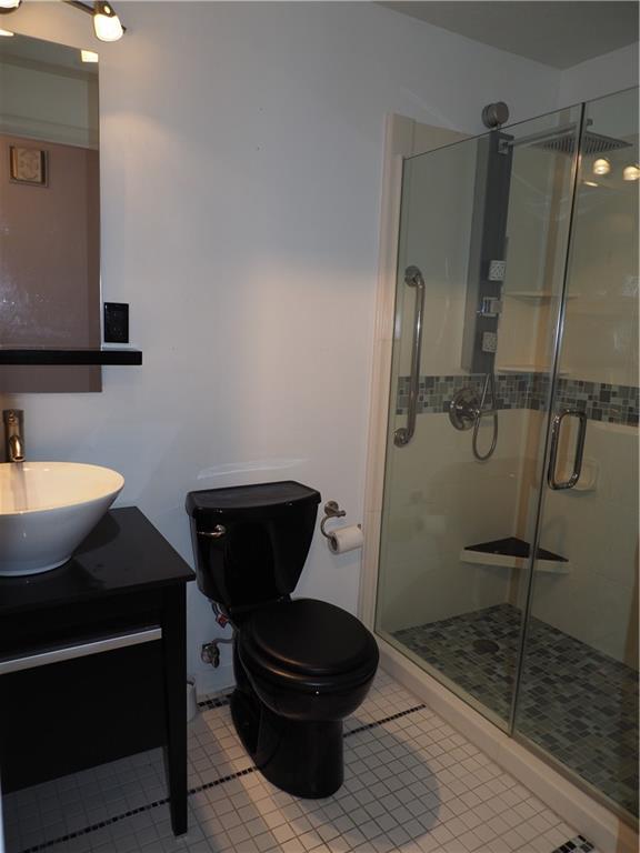7427 Harcourt Road Indianapolis, IN 46260 - Photo 21 of 25 Gallery Image 21